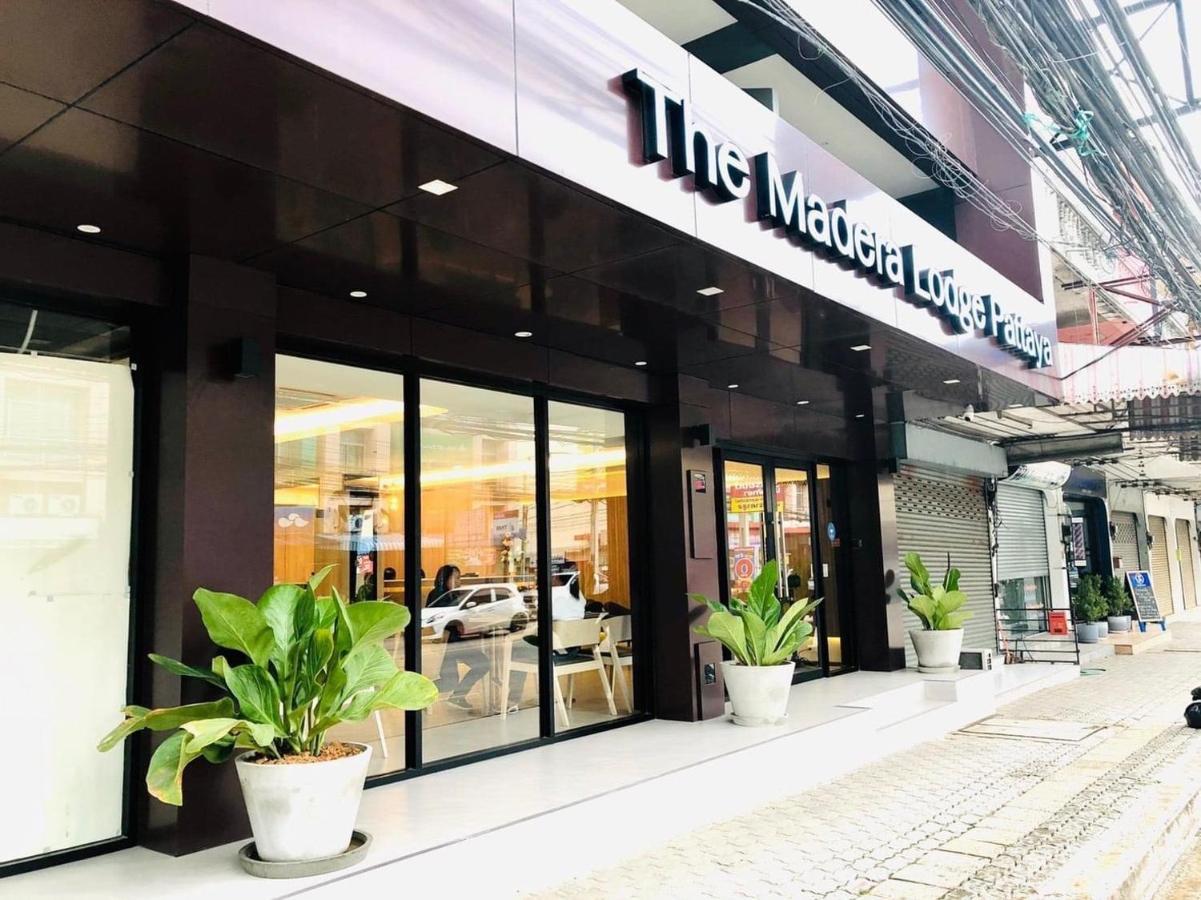 The Madera Lodge Pattaya Джомтиен Бийч Екстериор снимка